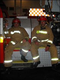 Jirka Kotáb a Láďa Plavec ve službě u novozélandských hasičů.