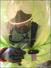 Příprava detekčních trubiček na určení přítomnosti bojové chemické látky na chemický průkazník CHP 7
