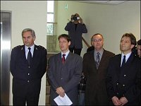 před otevřením budovy zleva náměstek ministra vnitra a generální ředitel HZS ČR genmjr. Ing.Mirosla