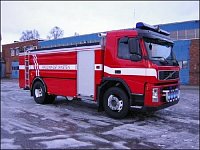 Příklad typického CAS (tzv. tankbil) – Volvo, Räddningstjänsten Jönköping (Autor: Sala Brand)