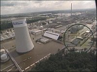 Snímek z vysílání ČT, v kruhu oblak chlóru