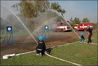 Požární útok mladých hasičů.