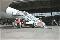 Rettungstreppenfahrzeug RTF/ TEC HÜNERT – letiště Frankfurt