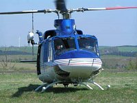 Letečtí záchranáři HZS Středočeského kraje v policejním Bellu 412 s termovizí
