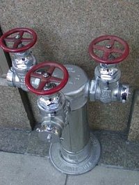 hydrant veWashingtonu D.C. (USA), nachází se zhruba 150 metrů od Bílého domu, foto Vlastimil Staňa -