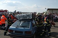 Den záchranářů mýma očima - hasiči z Kolína při cvičné autonehodě