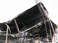 Noční požár zničil ubytovnu v Brně