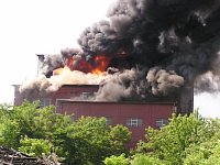 V Ostravě-Přívoze hořela bývalá výrobní hala