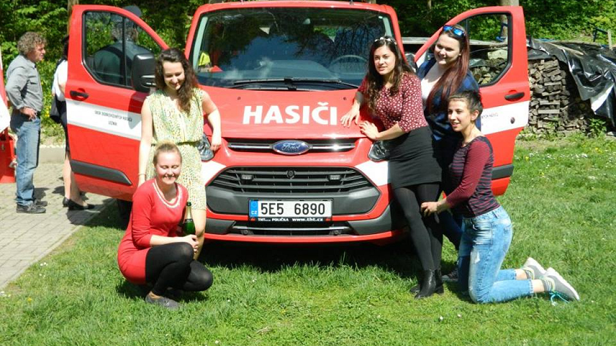 Hasi i Z Lezn ka Maj Nov Z sahov Vozidlo Ford Transit Custom Dodala hasi-i-z-lezn-ka-maj-nov-z-sahov-vozidlo-ford-transit-custom-dodala